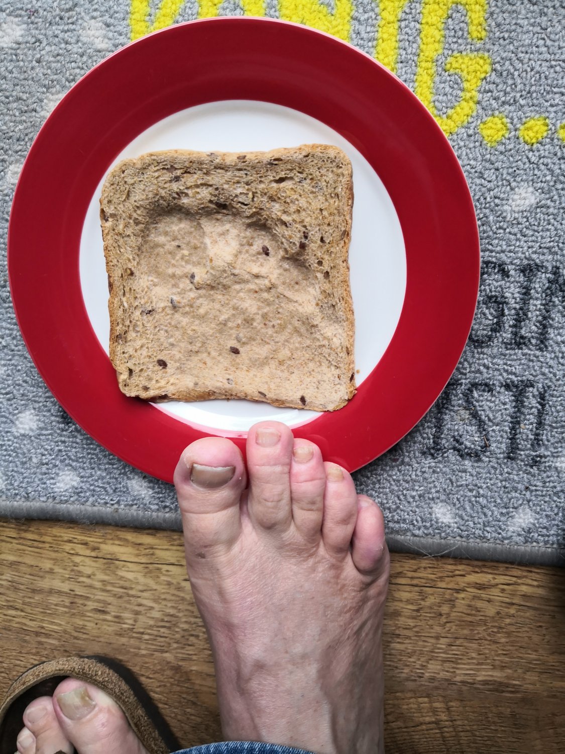 Big foot Daddy has made a breakfast toast for you! EAT IT! NOW! #NxEaNmLS
