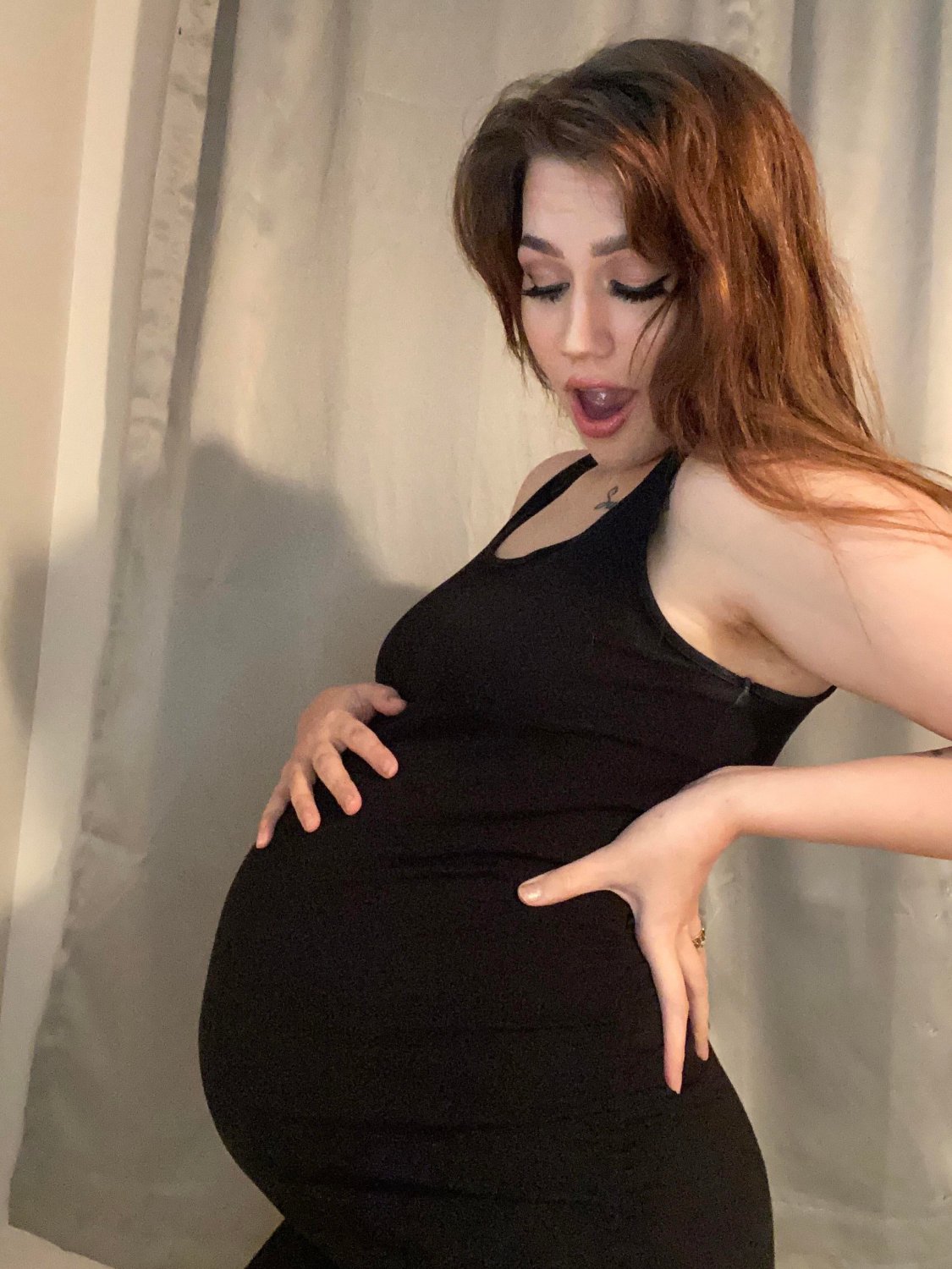 Random Pregnant Hoes #VSSZv9OX